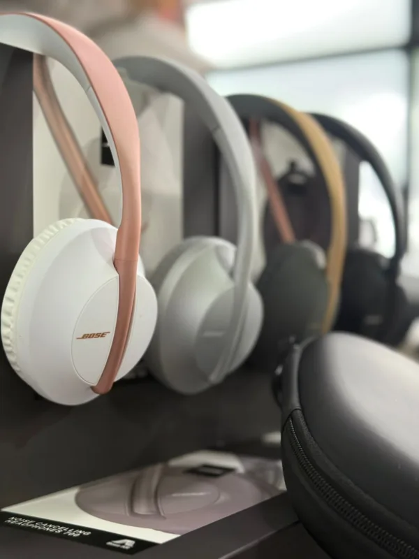 Audifono Diadema Bose 700 Bluetooth - imagem 2